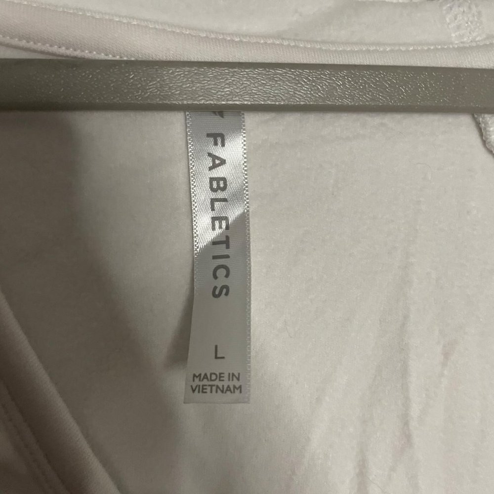 Fabletics Sweatshirt Sydney Twist Front Hoodie White Size Large - Picture 5 of 6